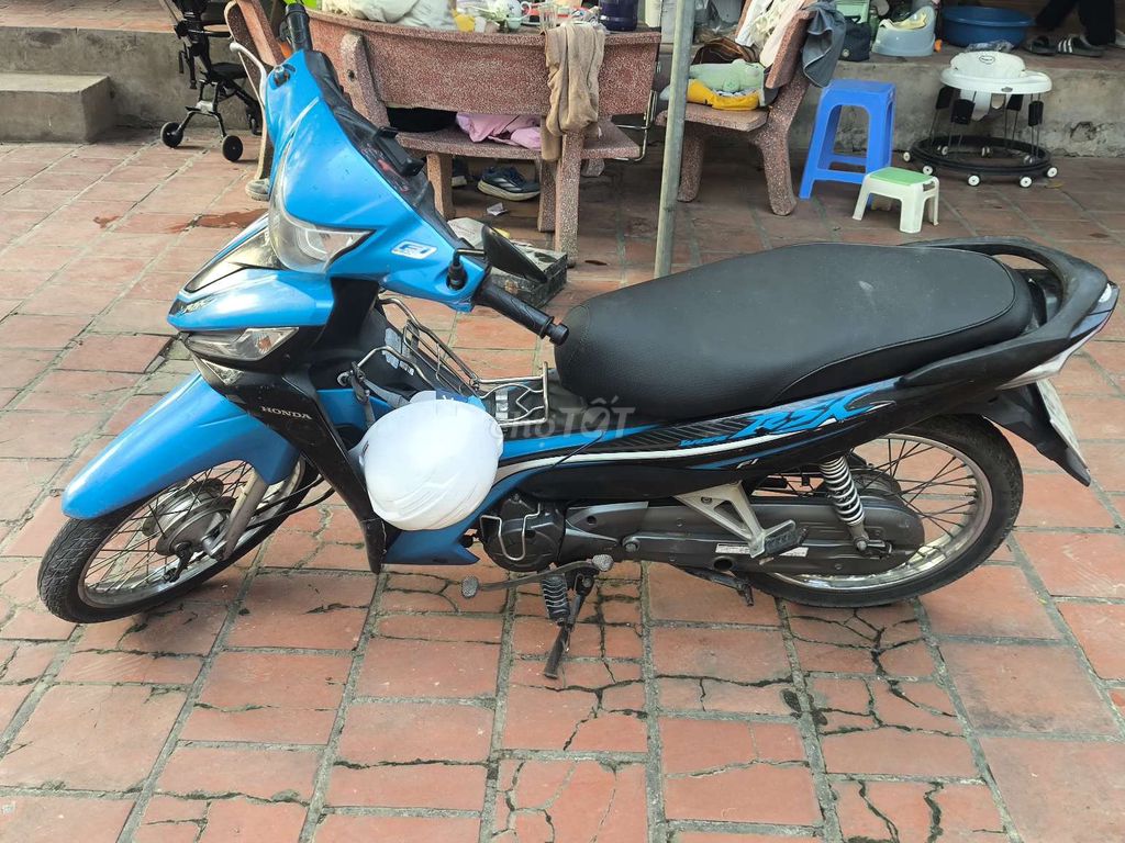 Honda Wave RSX FI 2018 Xanh Đen 40000 km. Mua bán Xe máy tại Huyện Mê Linh Hà Nội được đăng bởi Nam Dương hình 2