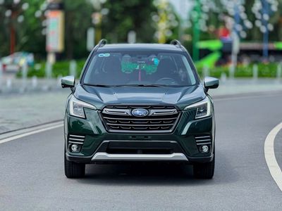 Subaru Forester 2.0i-S EyeSight 2024 Xanh 13000 Km