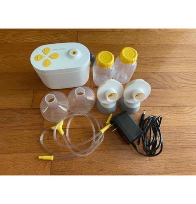 Máy hút sữa Medela Maxflow LIKE NEW 99% BAO TEST. Mua bán Mẹ và bé tại Quận Ngũ Hành Sơn Đà Nẵng được đăng bởi Phan Hồng Tươi