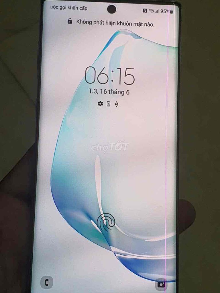 Samsung Note 10 Bạc màn sọc nhẹ sát mép. Mua bán Điện thoại tại Huyện Hòa Thành Tây Ninh được đăng bởi quoc anh hình 1