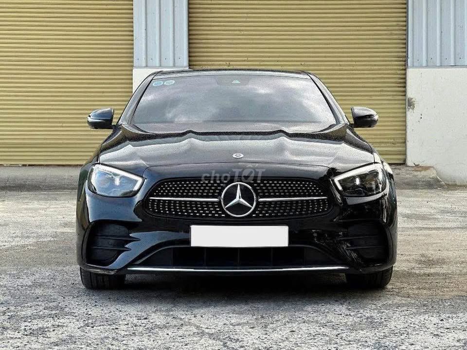 Mercedes E300 2022 AMG siêu lướt 29.000 km. Mua bán Ô tô tại Quận Gò Vấp Tp Hồ Chí Minh được đăng bởi NGUYỄN MINH VUA XE LƯỚT hình 1