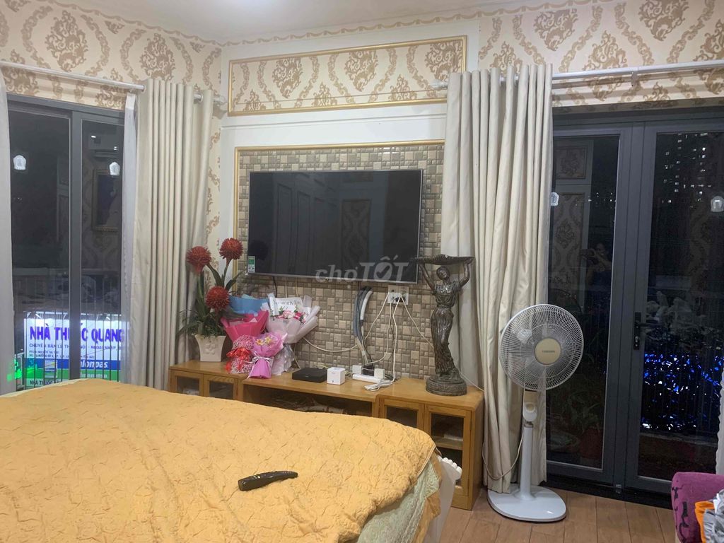Bán nhà một trệt ba lầu mặt tiền tiện lợi kinh doanh, văn phòng Vvvv. Mua bán văn phòng, mặt bằng kinh doanh tại Thành phố Thủ Đức Tp Hồ Chí Minh được đăng bởi ly thi my phuong hình 3