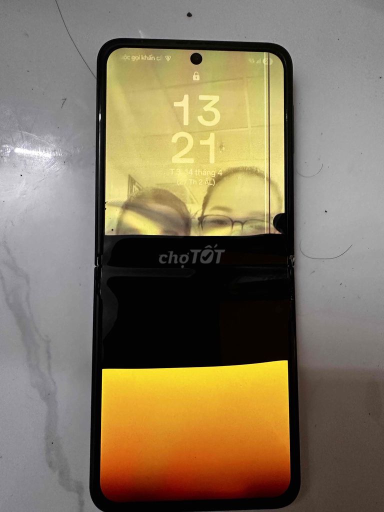 Samsung Z Flip 3 Đen Hư màn trong. Mua bán Điện thoại tại Quận Hải Châu Đà Nẵng được đăng bởi long hình 1