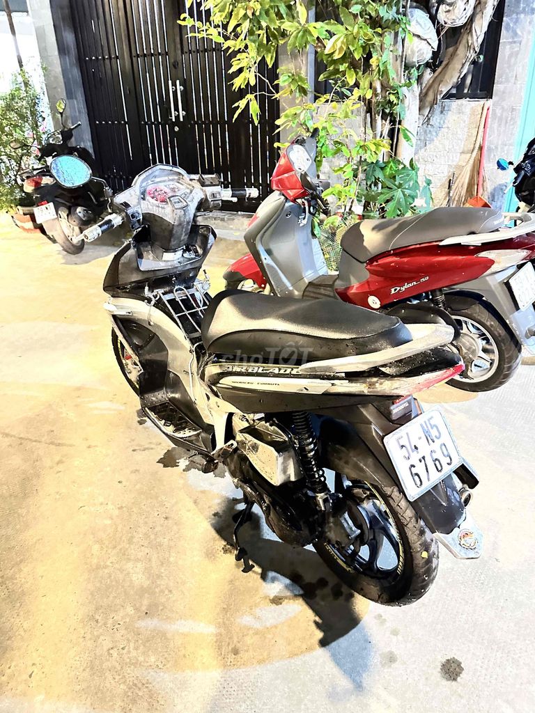 Honda Air Blade черный серебристый инжектор