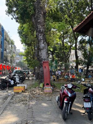 Nhà phố 99 m² · 2 PN · Đường Nguyễn Sỹ Sách