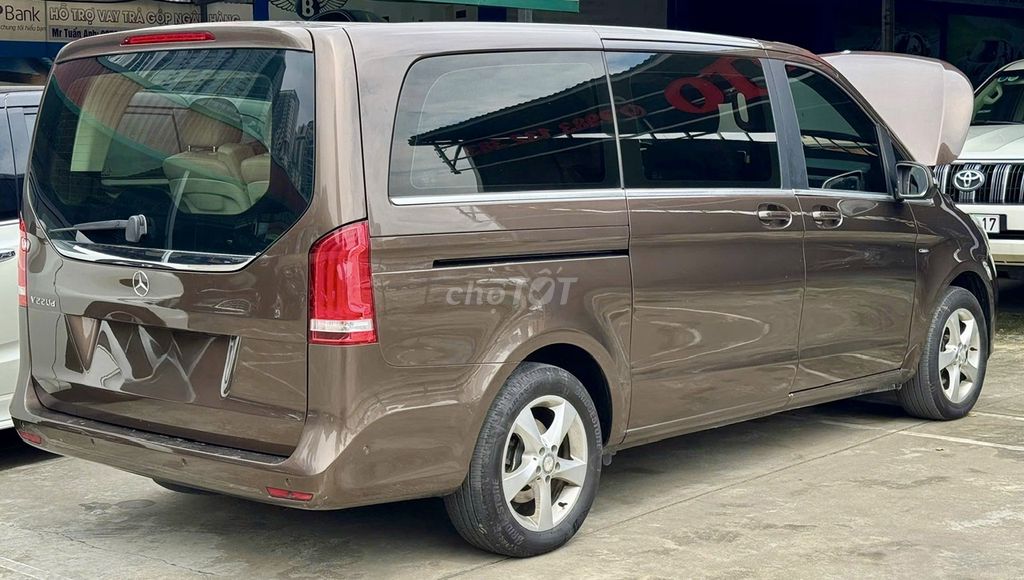 Mercedes Benz V Class V220d 2015. Mua bán Ô tô tại Quận Thanh Xuân Hà Nội được đăng bởi Nguyễn Tuấn Hoàng hình 18