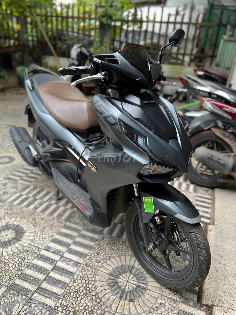 Honda Air Blade 150 Xám. Mua bán Xe máy tại Huyện Trảng Bom Đồng Nai được đăng bởi phương hình 2