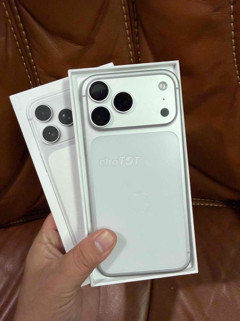 iPhone 17 Pro Max 256GB Trắng. Mua bán Điện thoại tại Thị Xã Buôn Hồ Đắk Lắk được đăng bởi bo hình 1