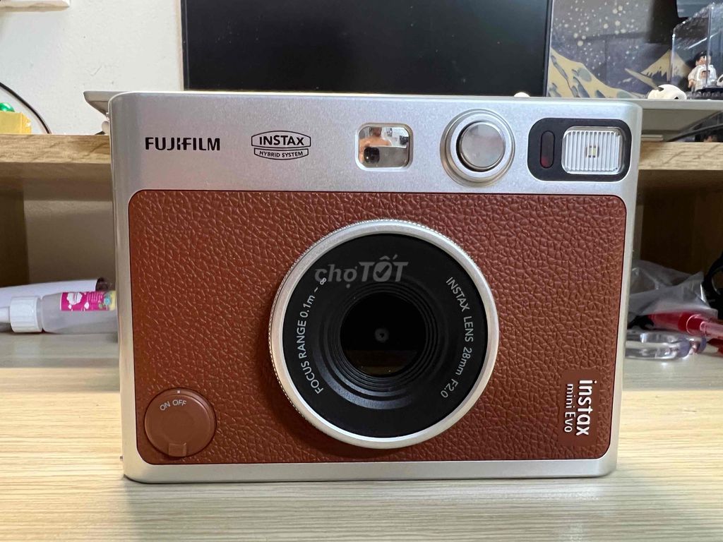 Máy ảnh lấy liền Fujifilm Instax Mini Evo Nâu. Mua bán Máy ảnh, Máy quay tại Quận 7 Tp Hồ Chí Minh được đăng bởi Quoc Bao hình 1