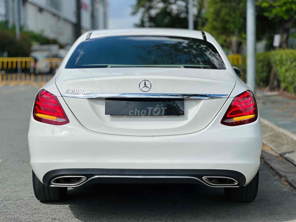 Mercedes Benz C200 2016 Hỗ Trợ Bank 65%. Mua bán Ô tô tại Quận Bình Tân Tp Hồ Chí Minh được đăng bởi Hoàng Thọ hình 7