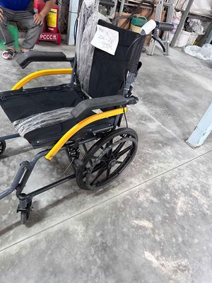 Xe lăn dành cho người khuyết tật. Mua bán Nội thất, đồ gia dụng khác tại Quận 12 Tp Hồ Chí Minh được đăng bởi Nikita