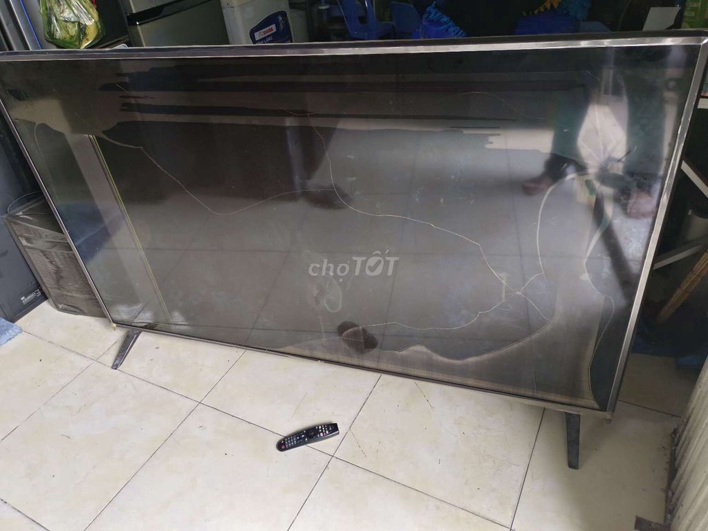Tivi LG 75UM7500PTA bể màn hình thanh lý xác . Mua bán Tivi, Âm thanh tại Huyện Hóc Môn Tp Hồ Chí Minh được đăng bởi Nguyễn Khang hình 1