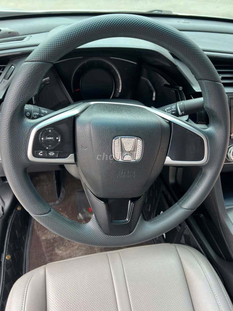 💎 Hàng mới về Honda Civic 1.8AT 2019 nhập Thái. Mua bán Ô tô tại Quận Thanh Xuân Hà Nội được đăng bởi Nguyễn Quang Đức hình 9