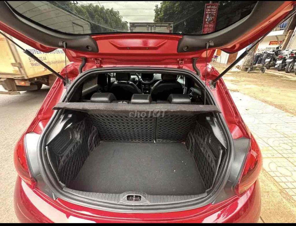 Peugeot 208 2015 1.6L AT - 72123 km. Mua bán Ô tô tại Huyện Krông Pắc Đắk Lắk được đăng bởi lê thanh luân hình 7