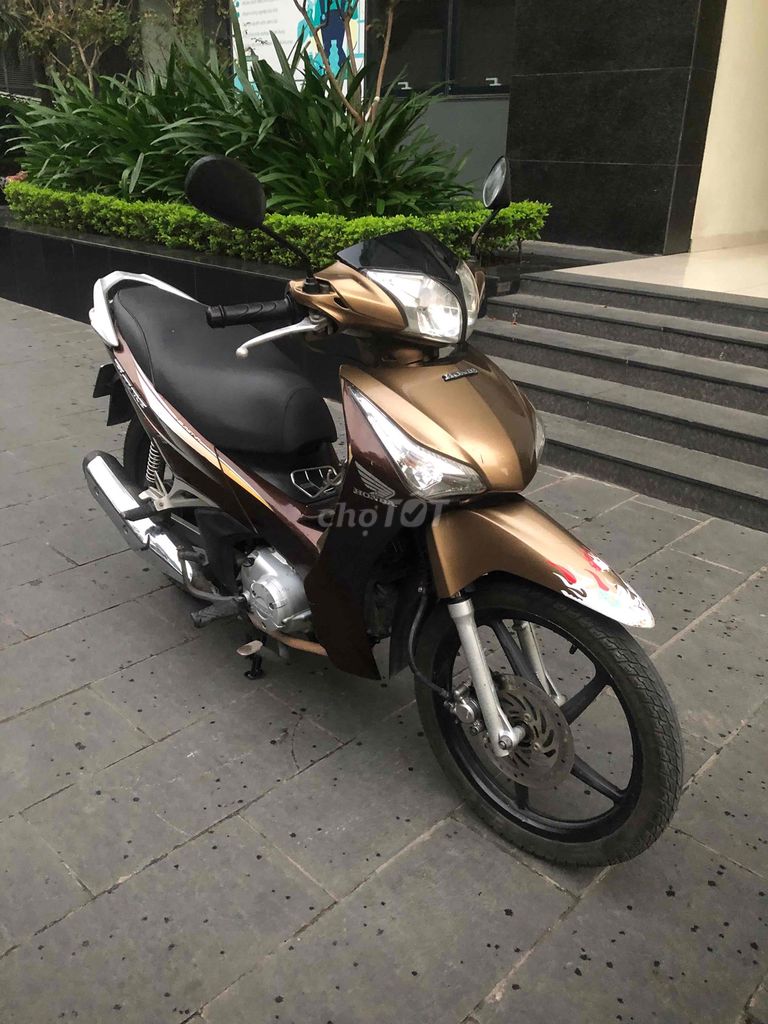 Honda Future 125 Fi коричневая