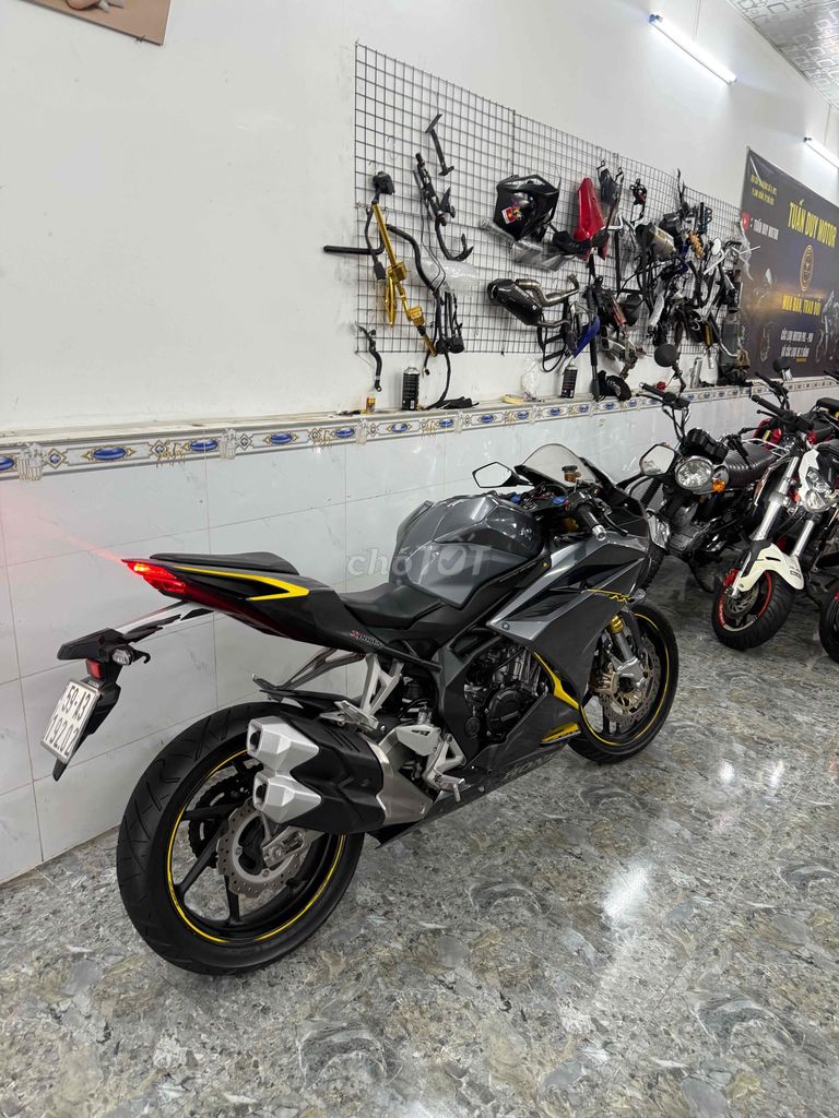 Bán HONDA CBR250RR BSSG dk 2019 ODO6k. Mua bán Xe máy tại Thành phố Thủ Đức Tp Hồ Chí Minh được đăng bởi SHOP XE LƯỚT TUẤN DUY MOTOR LINH XUÂN THỦ ĐỨC hình 4
