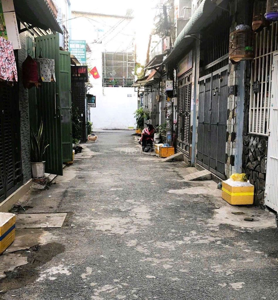  4 x 11 - TRỆT 1 LẦU, Ở NGAY - NGUYỄN VĂN KHỐI, QUANG TRUNG, Gò Vấp 