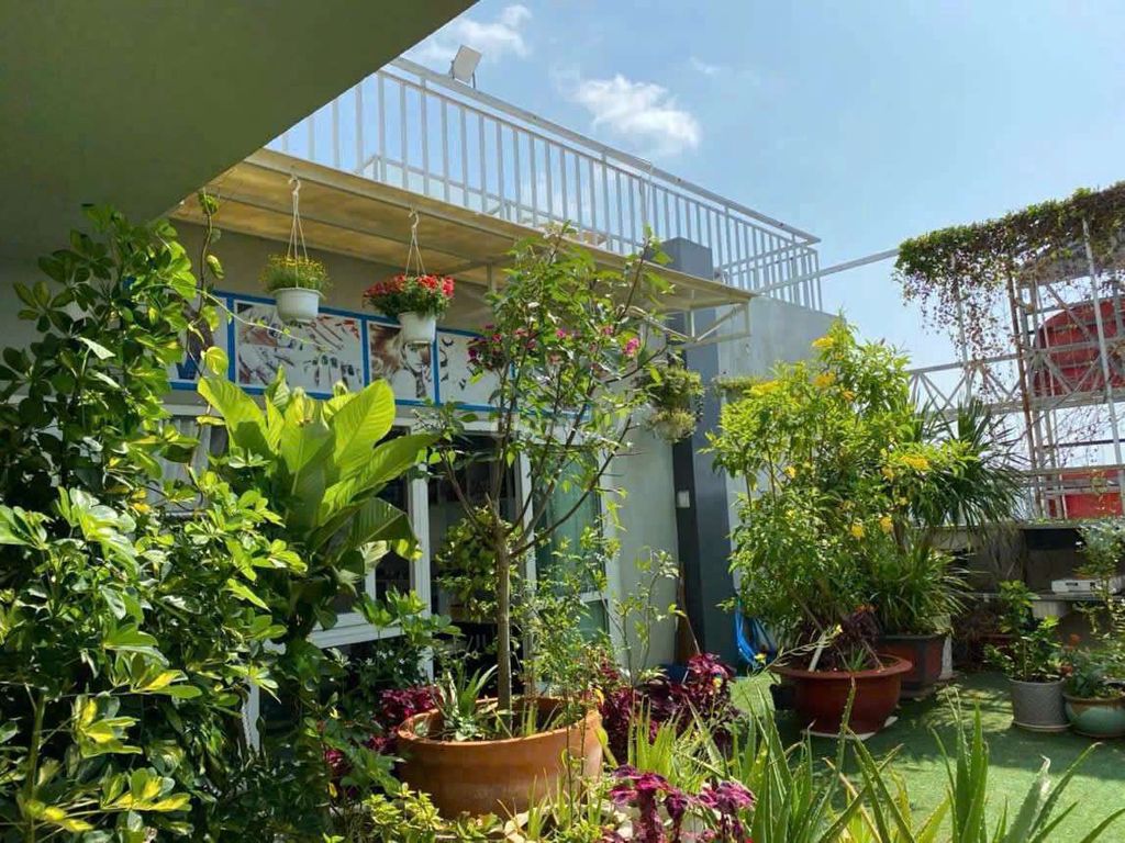 Cho thuê penhouse Gateway 3PN sân vườn full nội thất