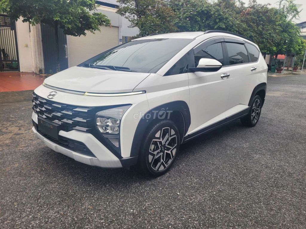 Hyundai Stargazer X 2024 белый 2,6 тысячи хайфонгов