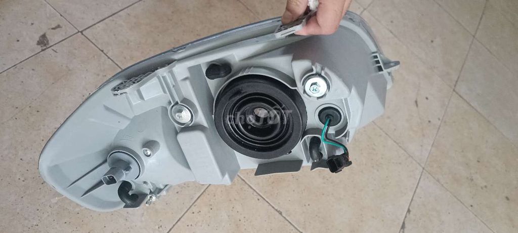 Đèn pha Daewoo Gentra. Mua bán Phụ tùng xe tại Quận Thanh Xuân Hà Nội được đăng bởi Bùi Tiến Dũng hình 2