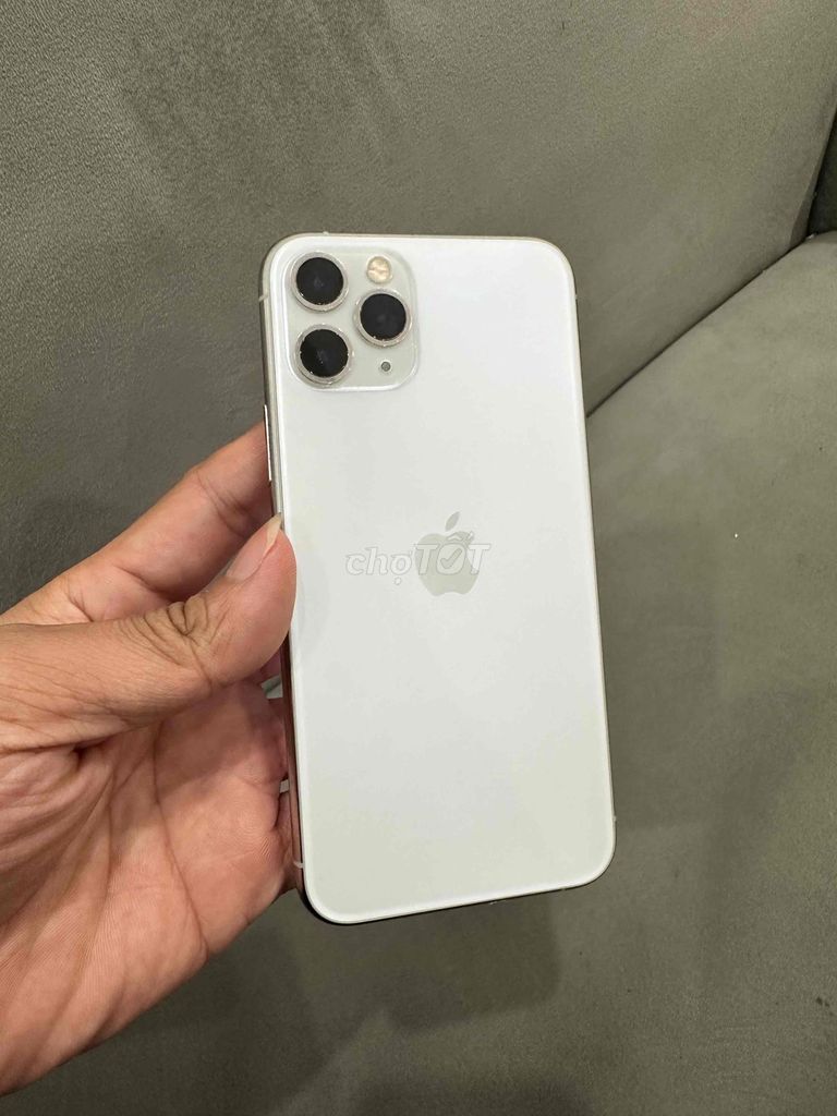 Apple iPhone 11 Pro 64GB Trắng zin đẹp. Mua bán Điện thoại tại Quận Đống Đa Hà Nội được đăng bởi Ng Hoang Anh hình 1