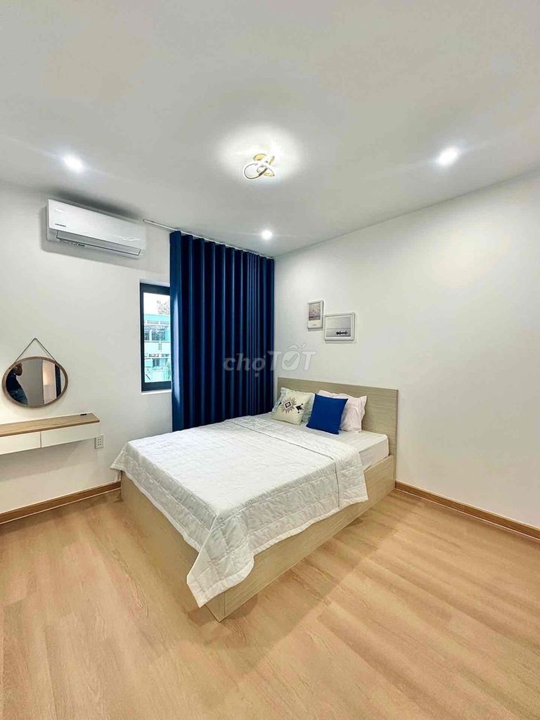 ПЛОЩАДЬ ДОМА 11 — 48 М² — 2 СПАЛЬНИ — ПОЛНОСТЬЮ МЕБЛИРОВАНА