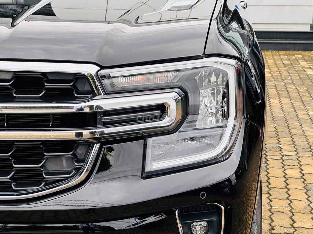 Ford Everest 2022 Titanium 2.0L 4x2 AT - 27000 km. Mua bán Ô tô tại Huyện Hòa Thành Tây Ninh được đăng bởi HÂN ĐINH FORD hình 6