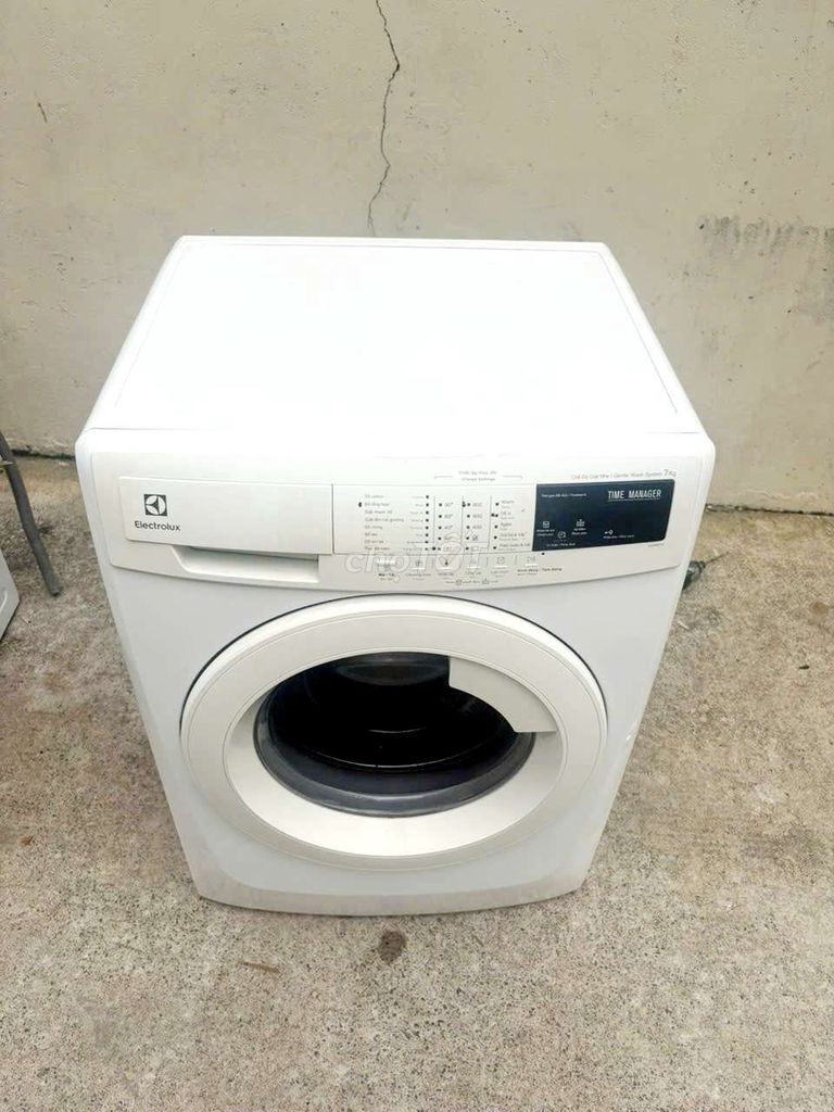 Máy giặt electrolux 7kg nguyên zin . Mua bán Máy giặt tại Quận 10 Tp Hồ Chí Minh được đăng bởi Điện lạnh Tâm phát hình 1