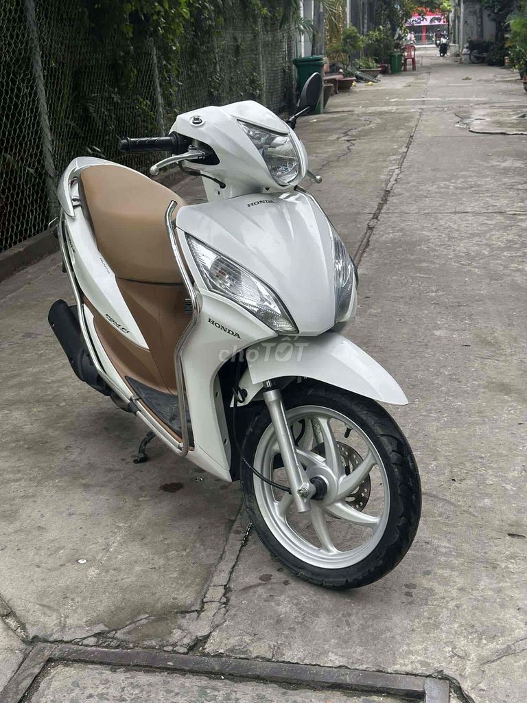 Honda Vision Fi 2013 Zin100% SD39000km bs.tp Vip. Mua bán Xe máy tại Quận Bình Tân Tp Hồ Chí Minh được đăng bởi Anh khuê hình 4