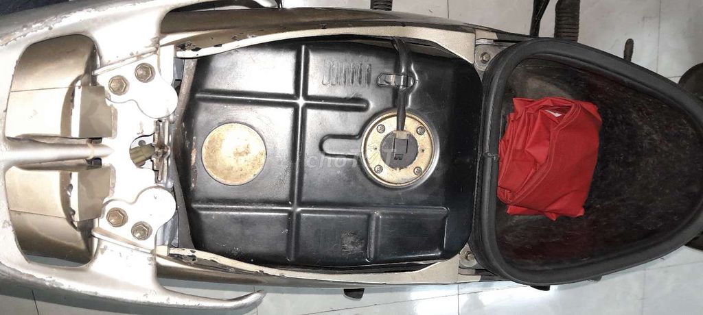 Suzuki Shogun R Vàng cát 125cc. Mua bán Xe máy tại Thành phố Vĩnh Long Vĩnh Long được đăng bởi anh thảo hình 3