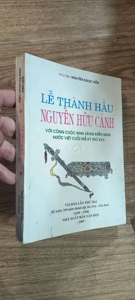 Sách về nguyễn hữu cảnh in 1997