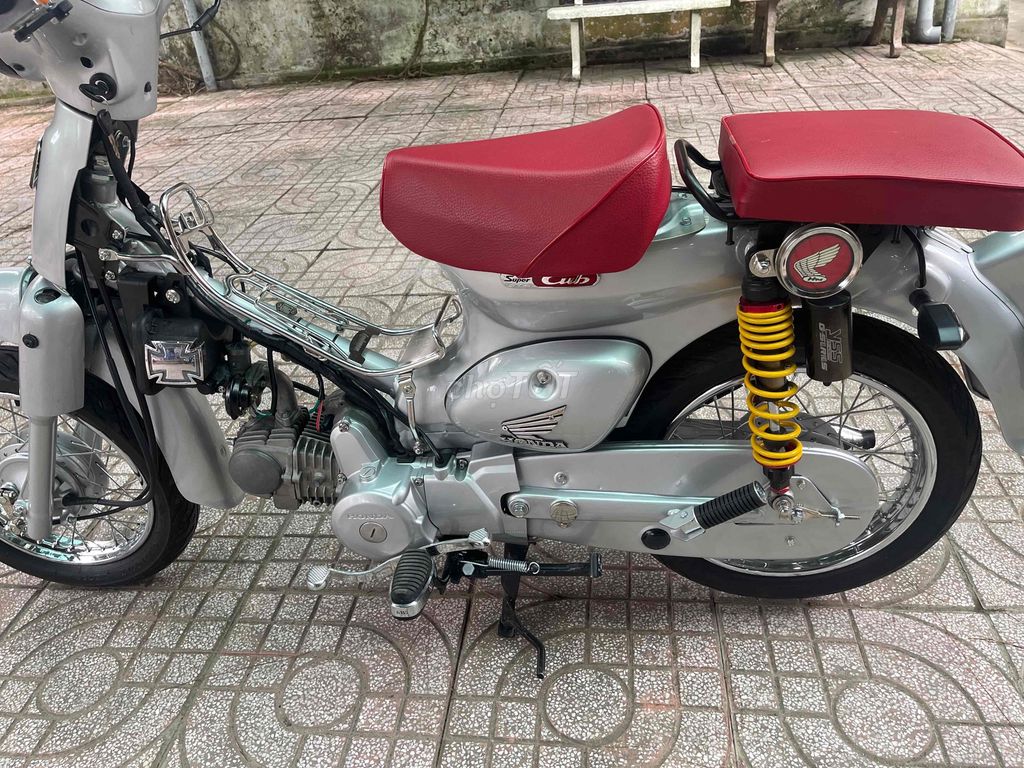 Honda Cub 50 màu Bạc. Mua bán Xe máy tại Thành phố Vĩnh Long Vĩnh Long được đăng bởi Đạt  hình 6