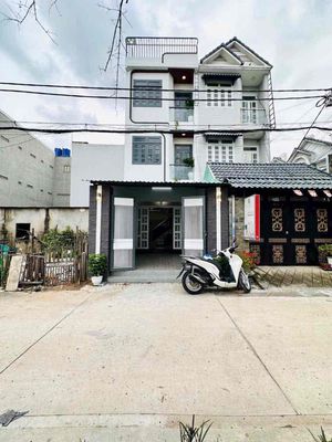 CẦN BÁN NHÀ 3 TẦNG 4 PHÒNG NGỦ XE HƠI NGỦ TRONG NHÀ LIỀN KỀ GÒ VẤP. Mua bán nhà ở tại Quận 12 Tp Hồ Chí Minh được đăng bởi NGUYEN BICH