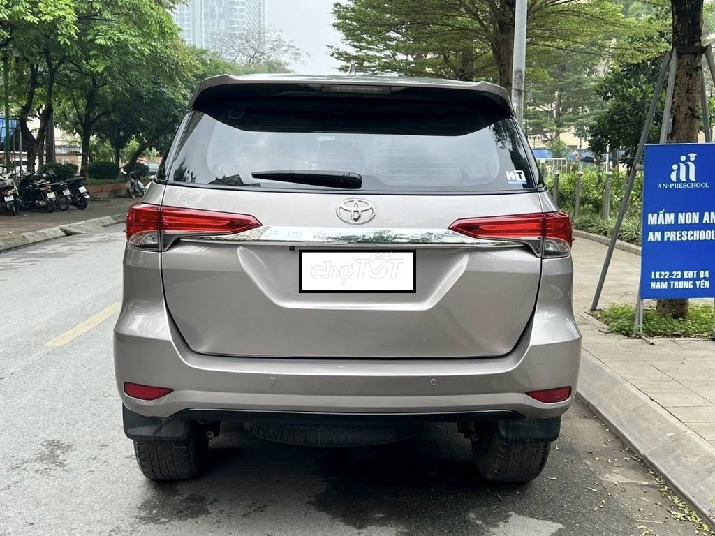 Toyota Fortuner 2.4G dầu tự động 2019 ghi vàng. Mua bán Ô tô tại Quận 12 Tp Hồ Chí Minh được đăng bởi Quang hình 7