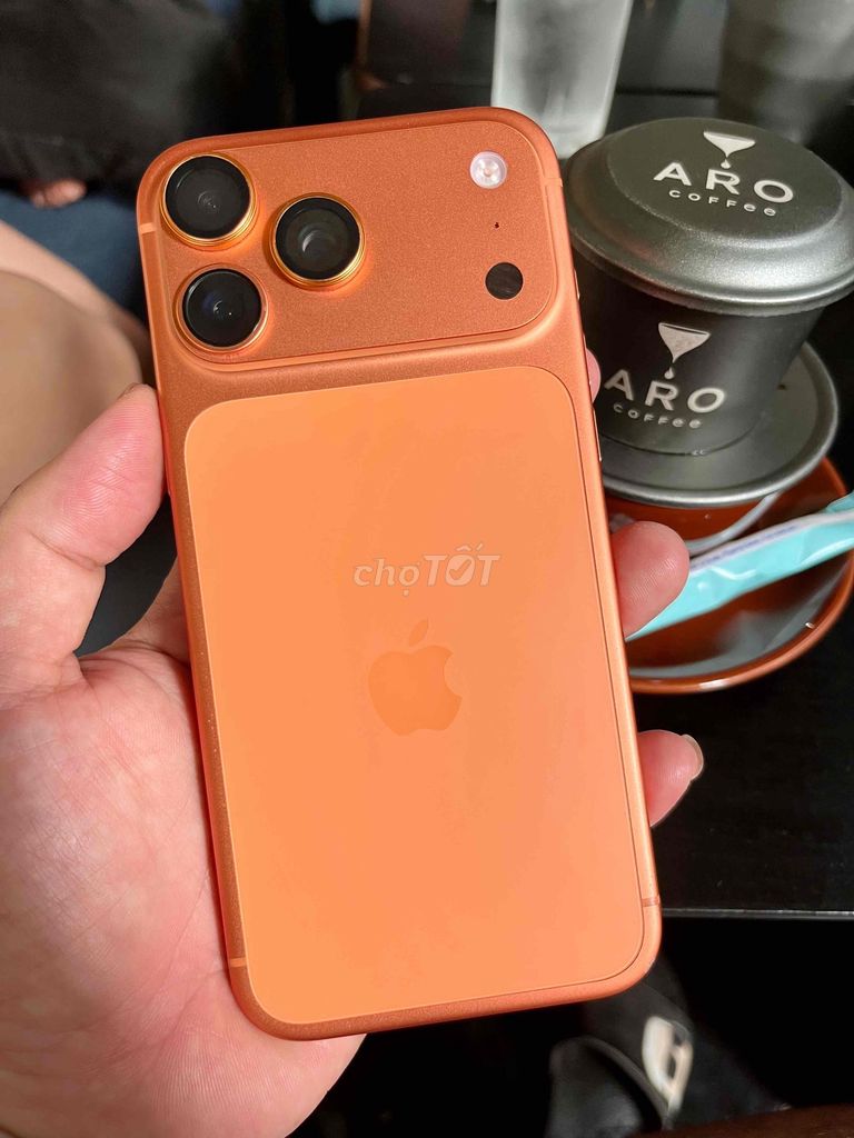 iPhone 17 Promax Cam 256GB Chính Hãng ZP/A. Mua bán Điện thoại tại Thành phố Buôn Ma Thuột Đắk Lắk được đăng bởi Hưng hình 1