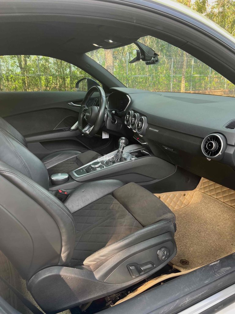 Audi TT 2017 2.0T TFSI - 35000 km nhiều đồ chơi. Mua bán Ô tô tại Thành phố Dĩ An Bình Dương được đăng bởi Dương hình 10