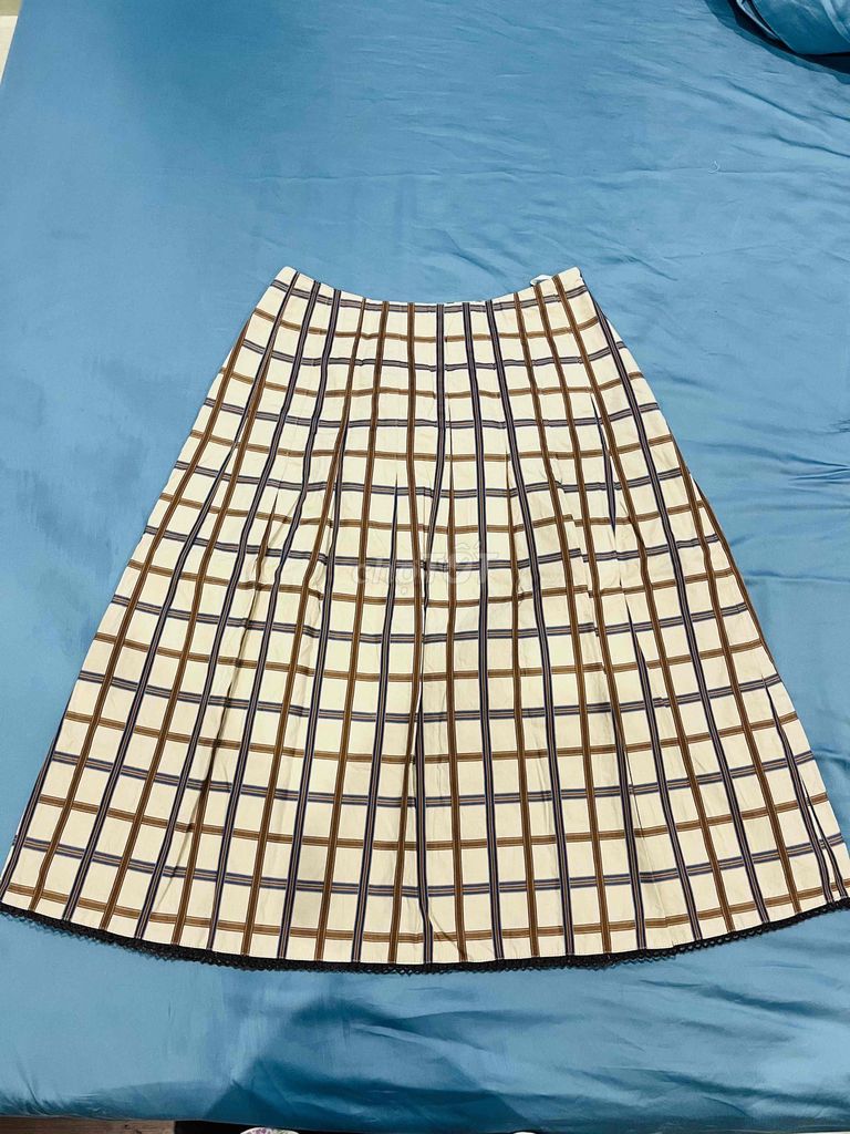 Chân váy Àobali Nữ Kẻ caro. Mua bán Quần áo tại Quận Hải Châu Đà Nẵng được đăng bởi Meomeooo hình 1