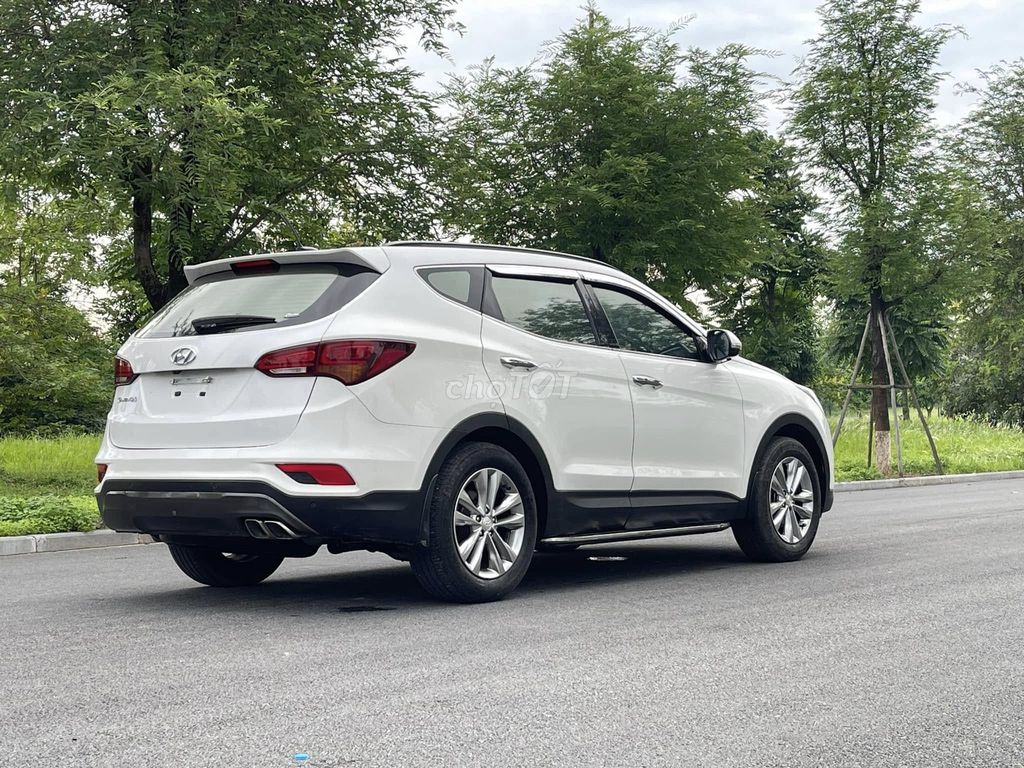 Hyundai SantaFe 2019 tiêu chuẩn 2.4L - 54,000 km.. Mua bán Ô tô tại Thành phố Thủ Đức Tp Hồ Chí Minh được đăng bởi Đức Tứ Bánh hình 5