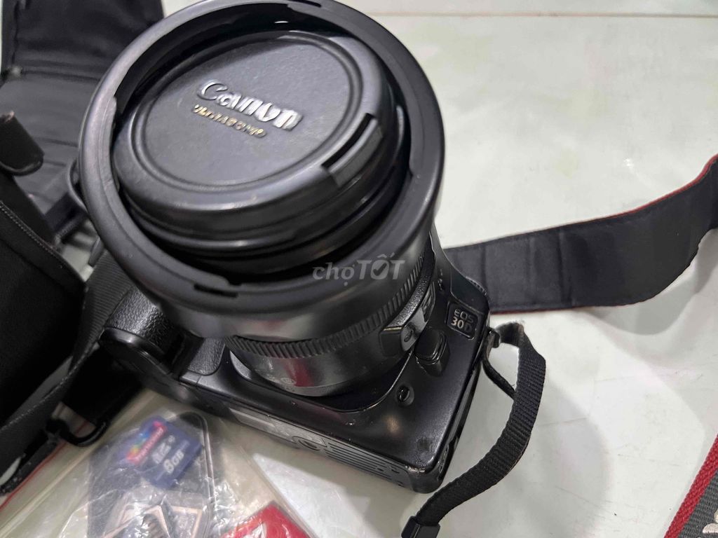 Canon EOS 30D cũ (Body) + lens 18-55 Giá tốt