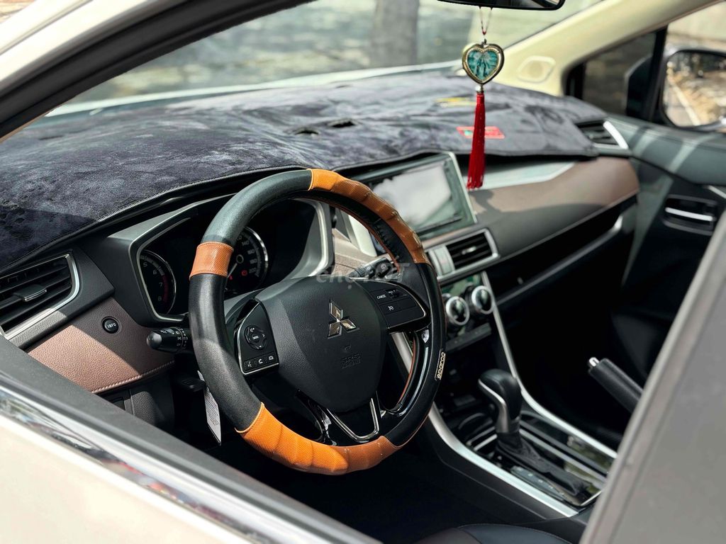 MITSUBISHI XPANDER CROSS ODO 33329km. Mua bán Ô tô tại Huyện Hóc Môn Tp Hồ Chí Minh được đăng bởi Le toan hình 8