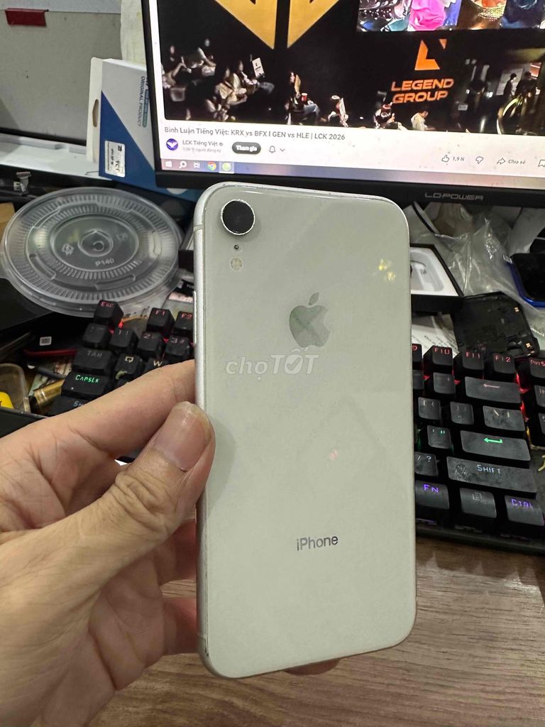 Apple iPhone XR 128GB Trắng 99%. Mua bán Điện thoại tại Quận Thanh Khê Đà Nẵng được đăng bởi Dương khánh alo 04HHT hình 1