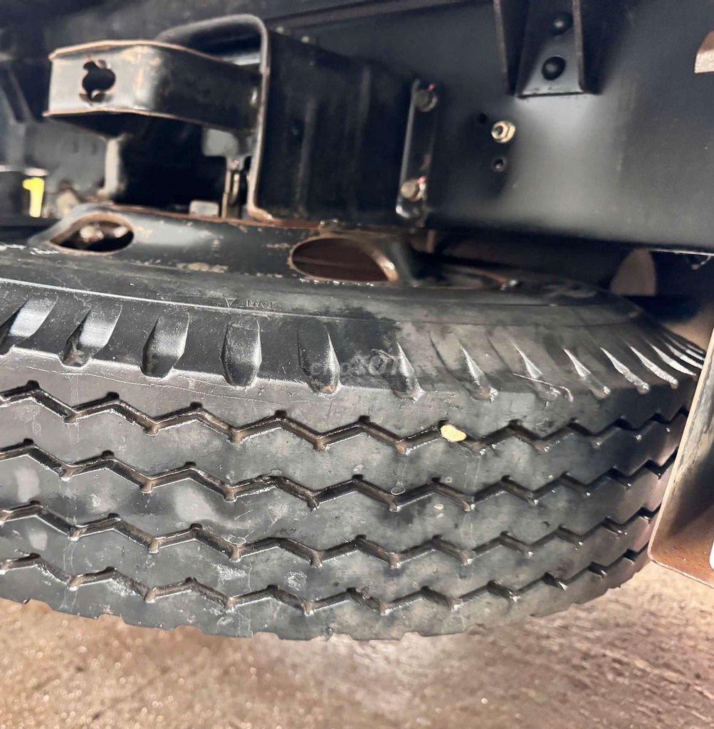 Bán gấp kia 1.1 tấn đời 2013 thùng kín 3m4. Mua bán Xe tải, xe ben tại Thành phố Thuận An Bình Dương được đăng bởi Xe tải Bình Dương hình 12