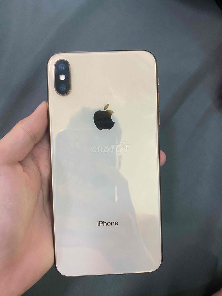 Apple iPhone XS Max 64GB Vàng. Mua bán Điện thoại tại Quận Long Biên Hà Nội được đăng bởi Vuduyanh123 hình 1