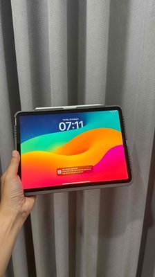 Ipad Pro 2018 kèm ốp Zagg Pro + bút Apple Pen 2. Mua bán Máy tính bảng tại Quận Cẩm Lệ Đà Nẵng được đăng bởi Tuấn