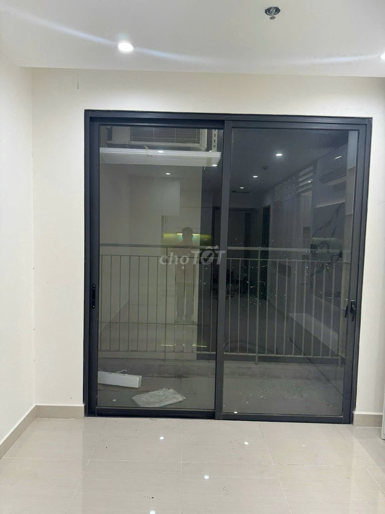 Bán CC Vinhomes  Q9 1 phòng ngủ cộng 43m2 giá 2ty350 full nội thất