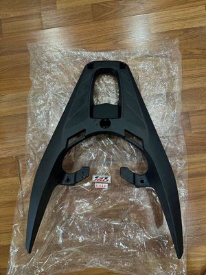 Cảng sau xe Vario 160 mẫu SH300i mới 99.99%. Mua bán Phụ tùng xe tại Quận 1 Tp Hồ Chí Minh được đăng bởi Thanh Đoan