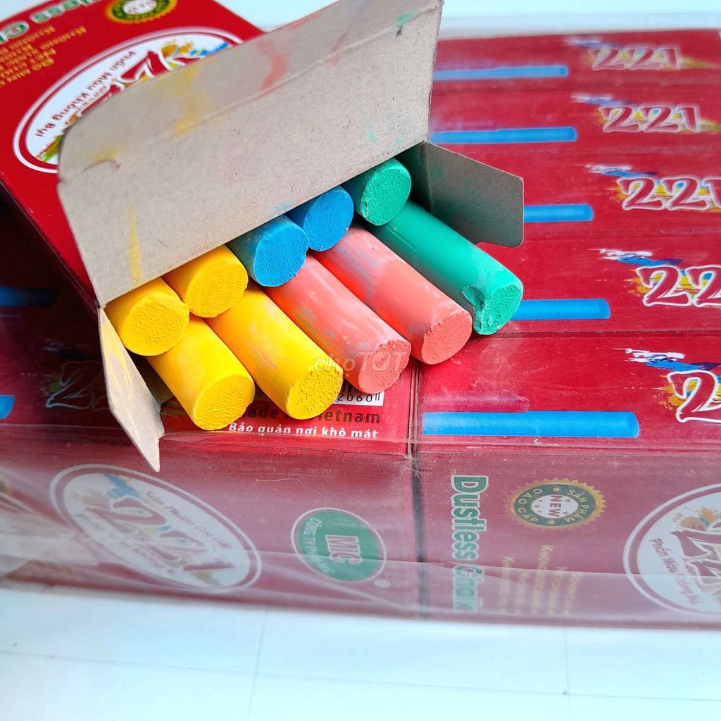 10 hộp phấn màu viết bảng. MIC 221. Mua bán Đồ dùng văn phòng tại Quận Phú Nhuận Tp Hồ Chí Minh được đăng bởi Thanh Ngoc hình 1