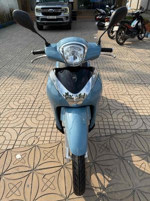 Sh mode 2014 màu hót.. Mua bán Xe máy tại Quận Ô Môn Cần Thơ được đăng bởi Trần Tùng