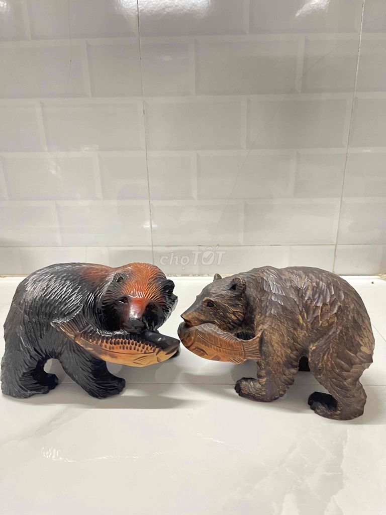 Tượng Gỗ Nhật Bản Gấu Ôm Cá Nâu Đen. Mua bán Cây cảnh, đồ trang trí tại Huyện Cầu Kè Trà Vinh được đăng bởi Đức Trí Tâm hình 1