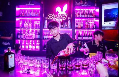 BUNNY BAR